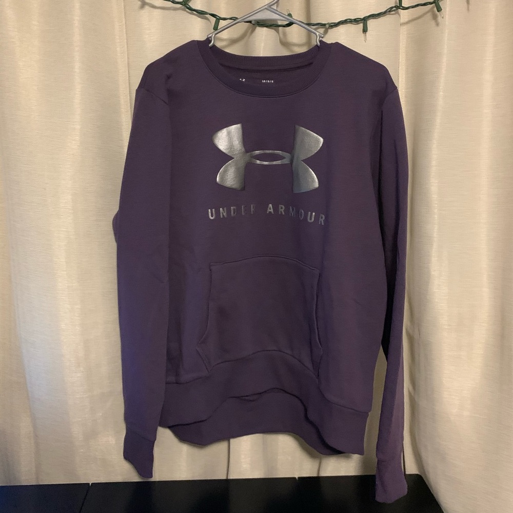 Under armour sweatshirt